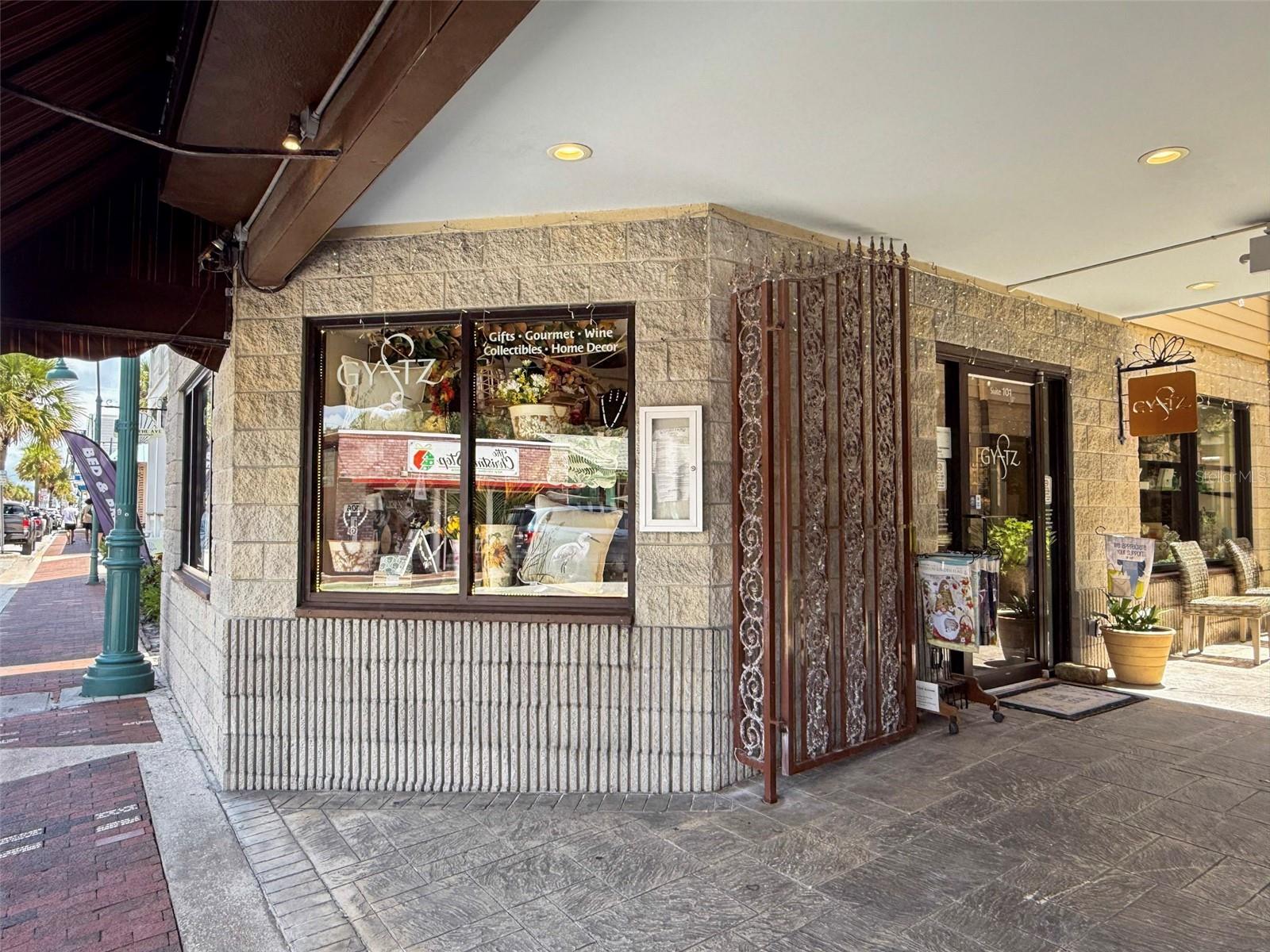 307 FLAGLER AVENUE 101
