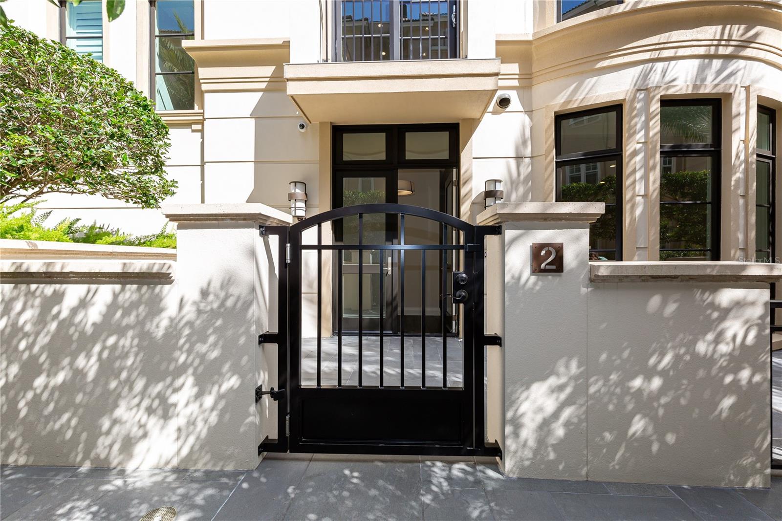 125 S INTERLACHEN AVENUE 2