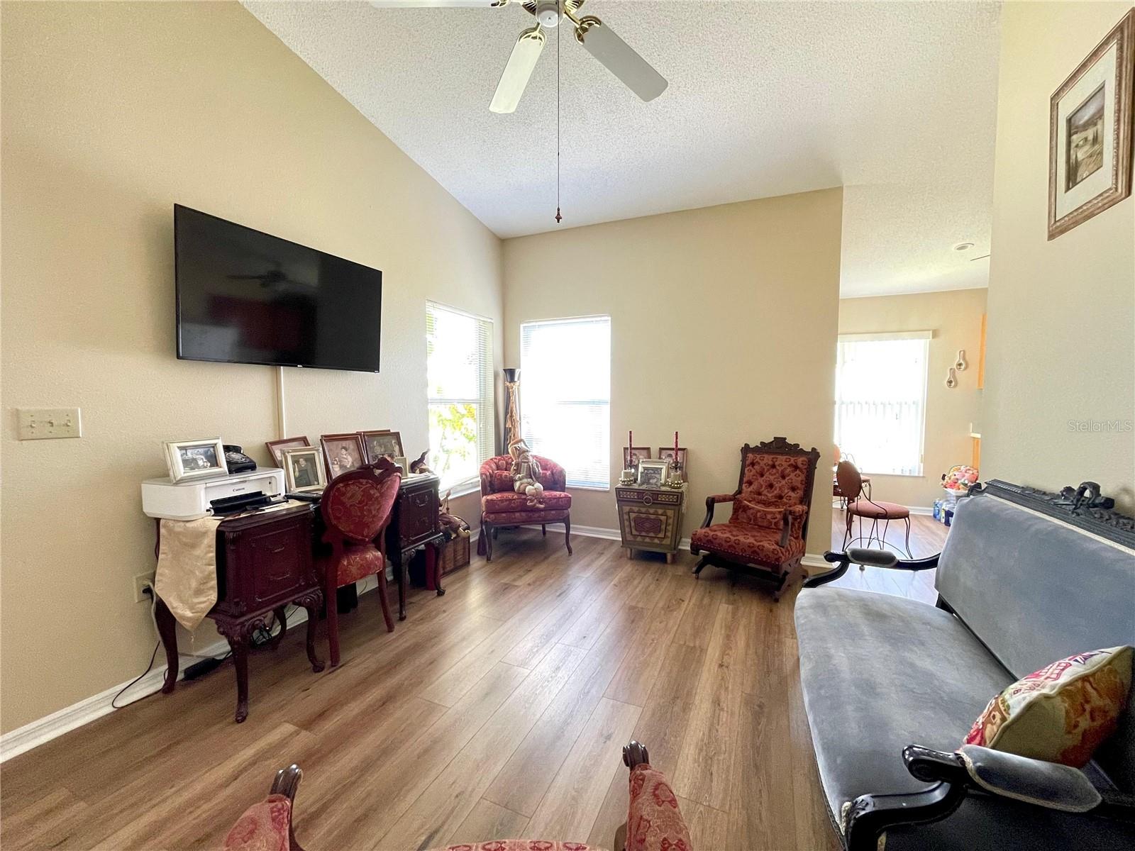 SILVER LAKES REP - Residential