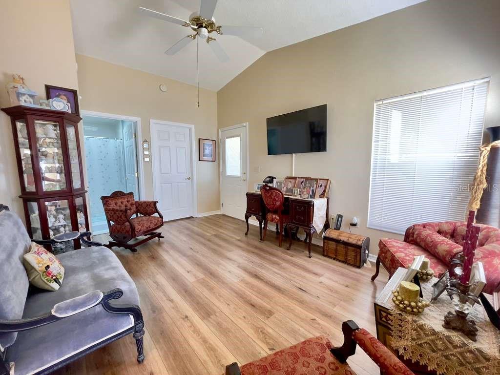 SILVER LAKES REP - Residential