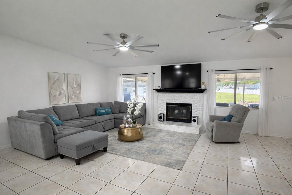 Photo of 305 Michigan Place, Kissimmee, FL 34759 (MLS # S5146709)