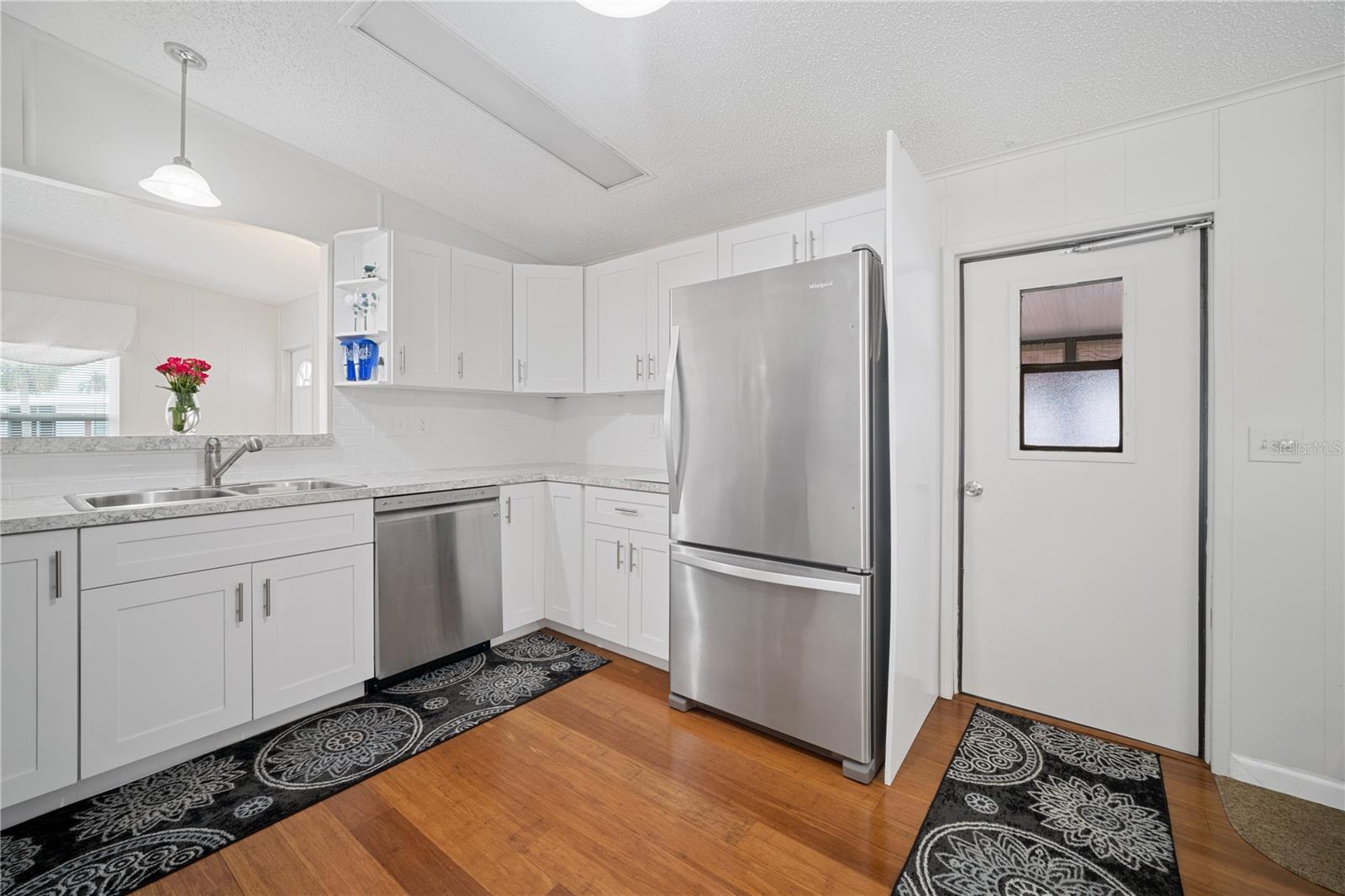 LAZY RIVER MHP - Residential