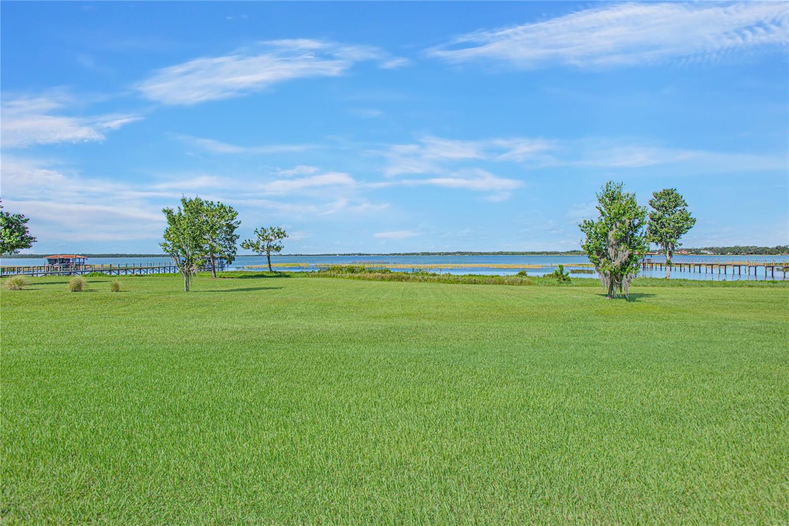 MOSS PARK RESERVE - Residential