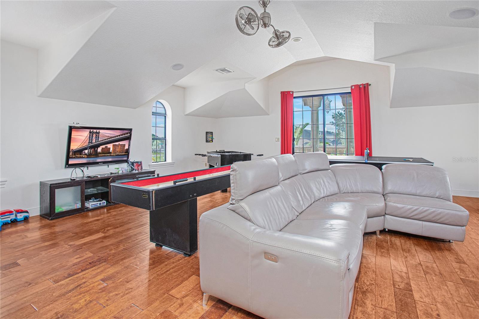 MOSS PARK RESERVE - Residential