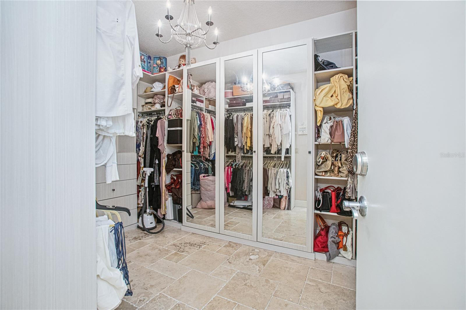 MOSS PARK RESERVE - Residential