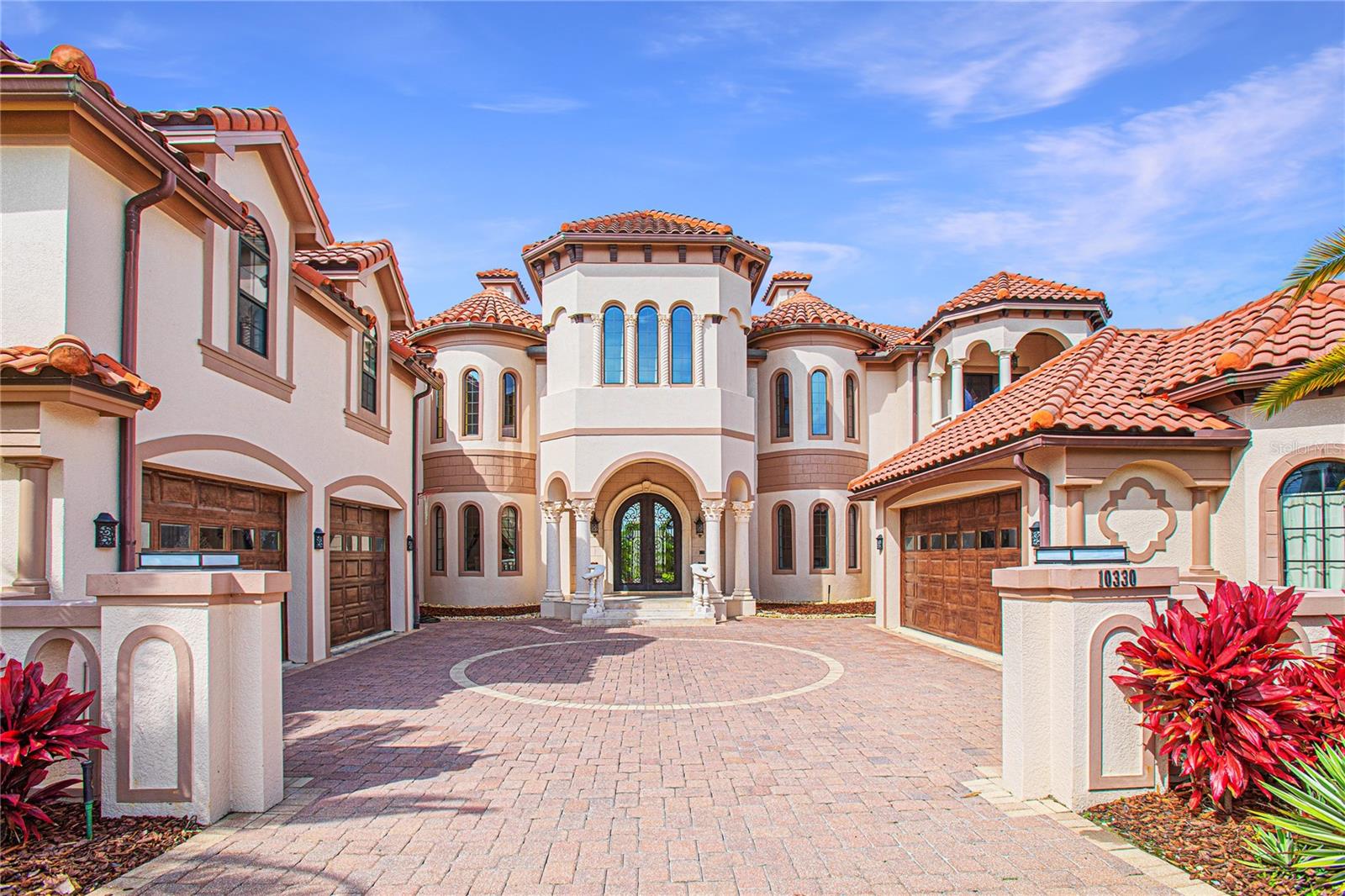 MOSS PARK RESERVE - Residential