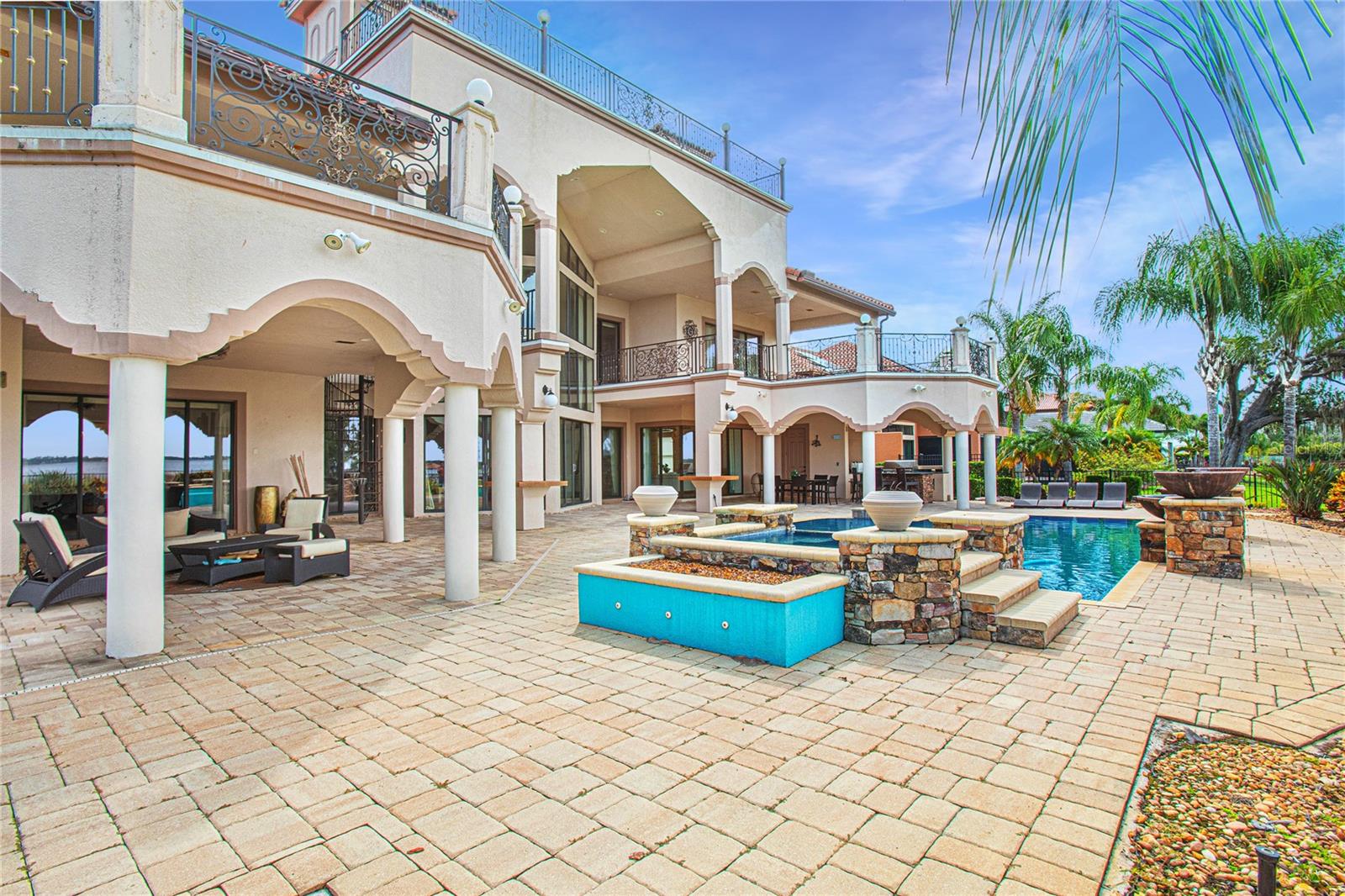 MOSS PARK RESERVE - Residential