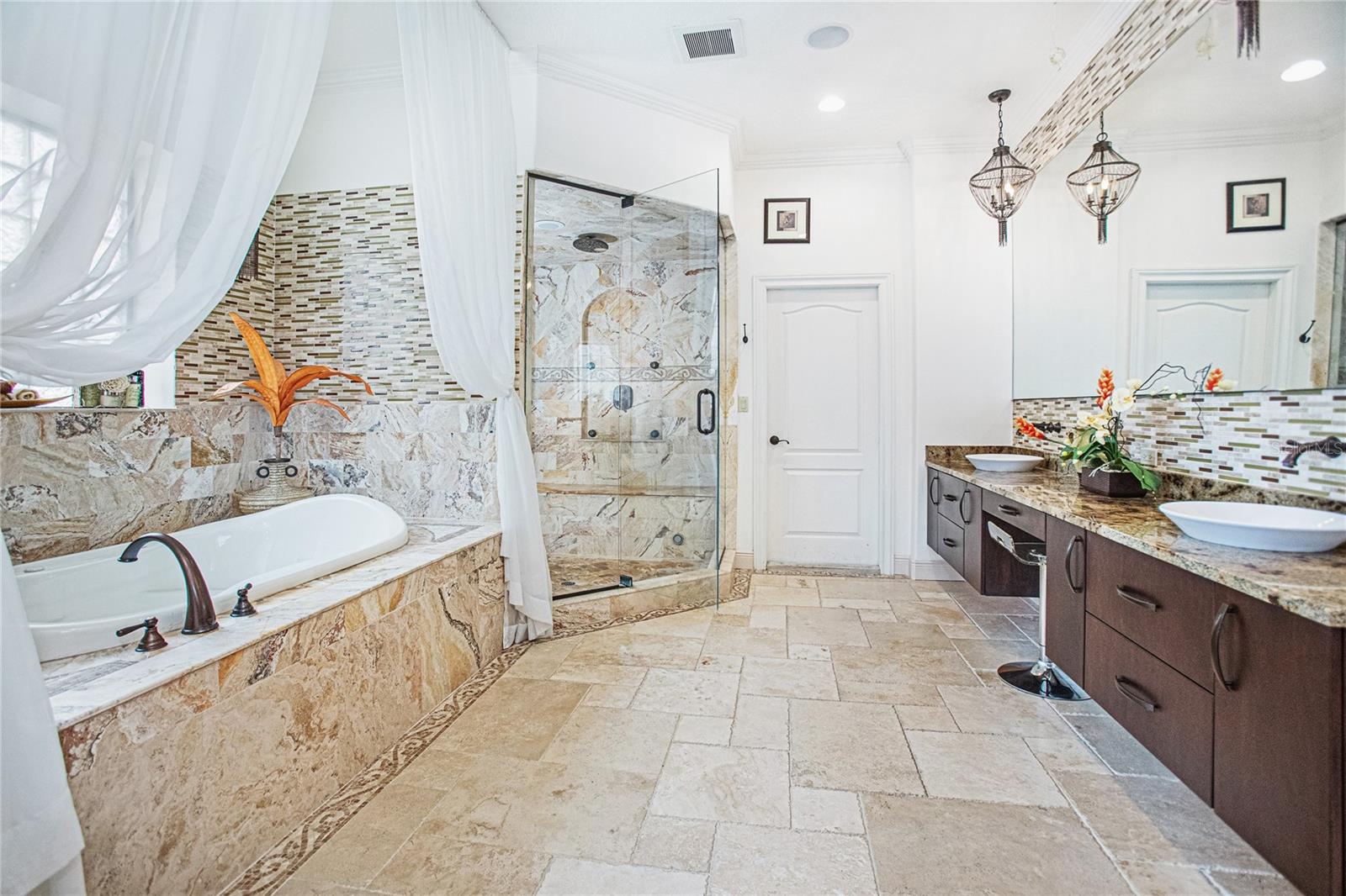 MOSS PARK RESERVE - Residential