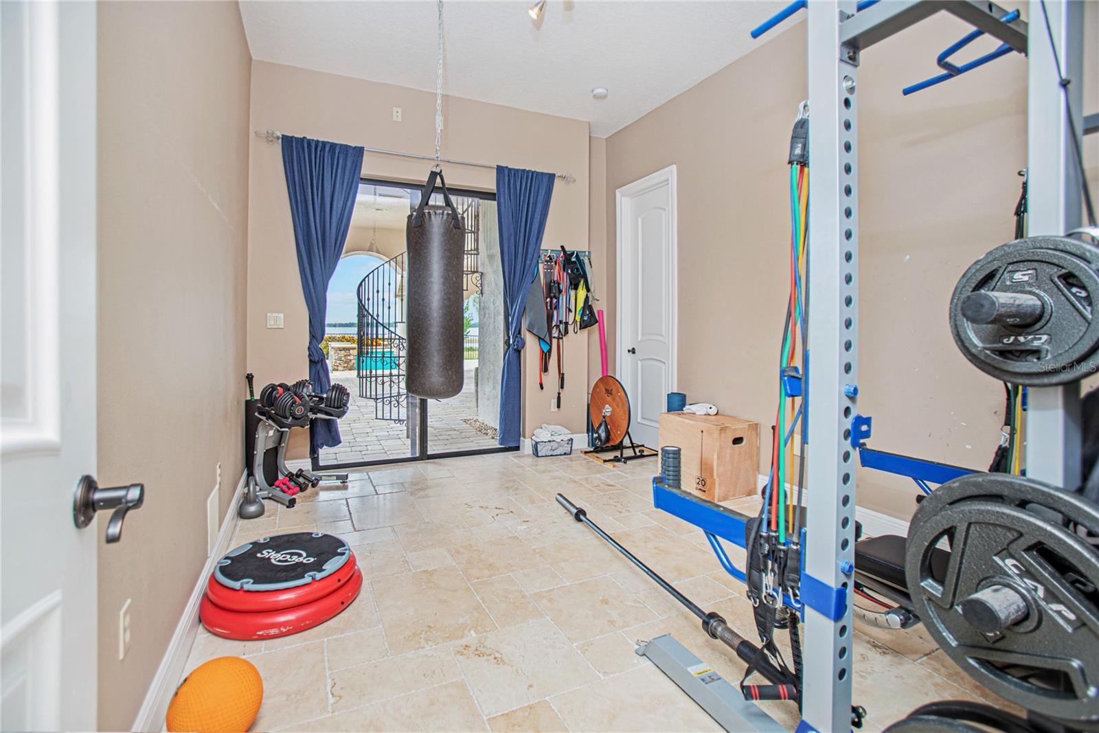 MOSS PARK RESERVE - Residential