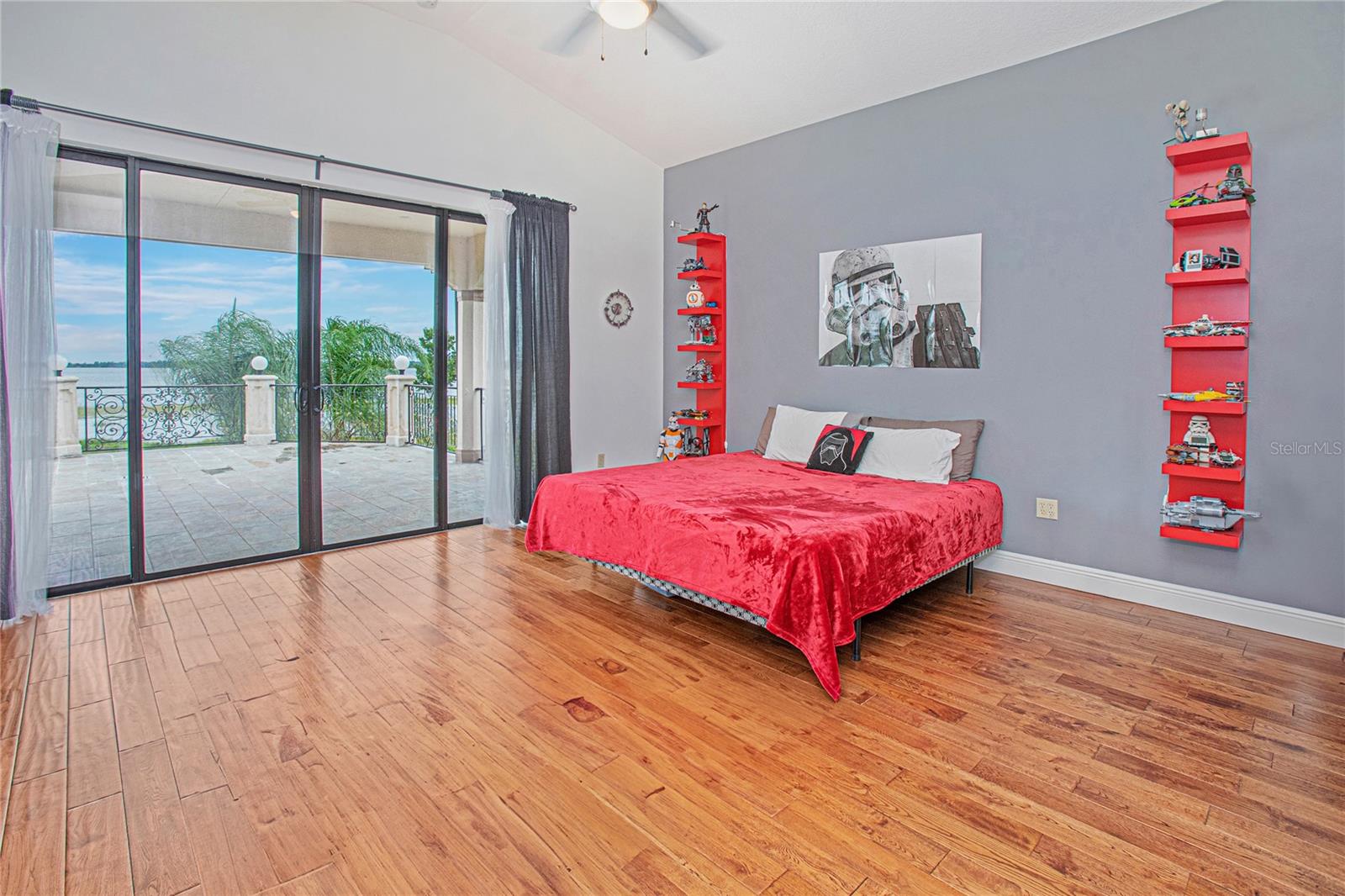 MOSS PARK RESERVE - Residential