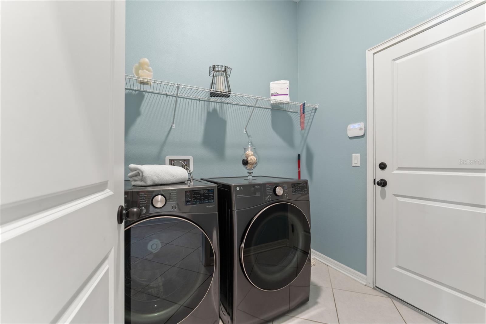 OAK CREEK - Residential