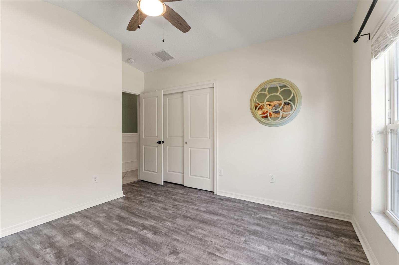 OAK CREEK - Residential