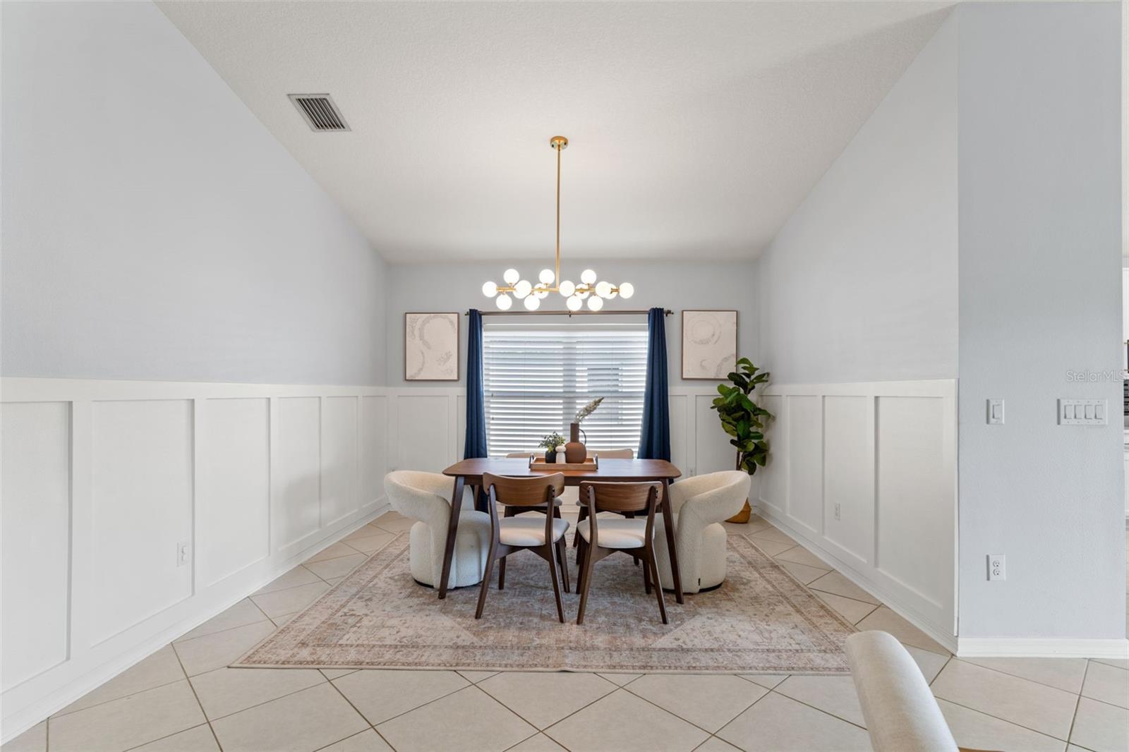 OAK CREEK - Residential