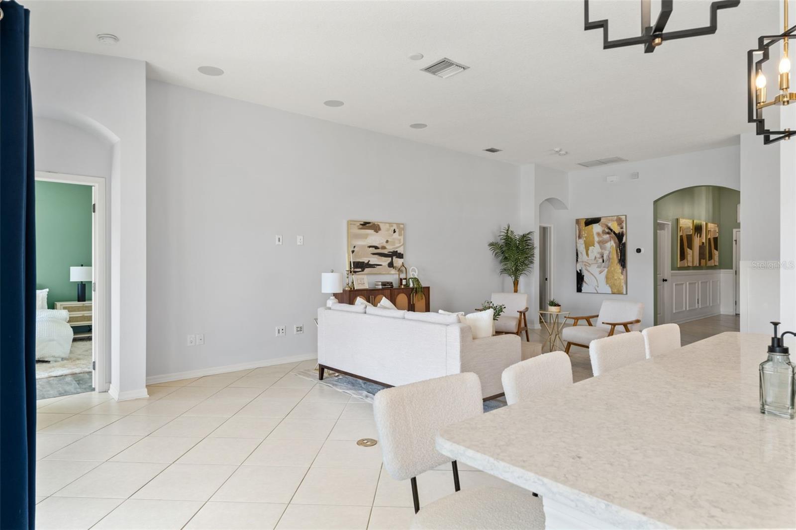 OAK CREEK - Residential