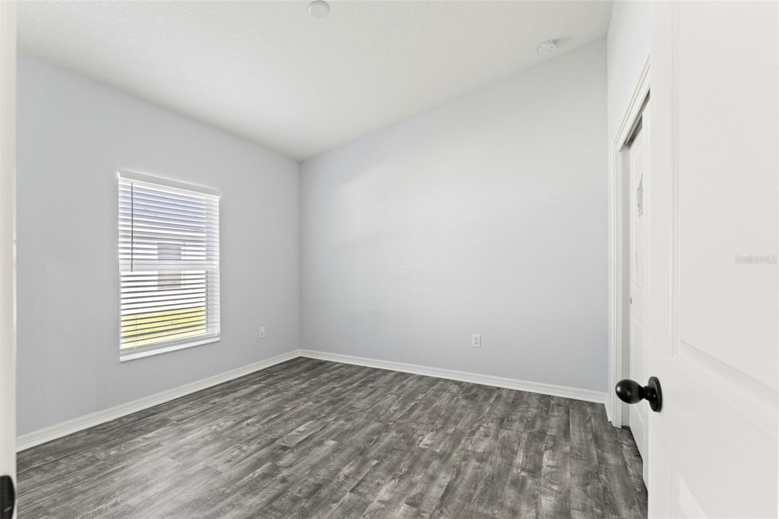 OAK CREEK - Residential