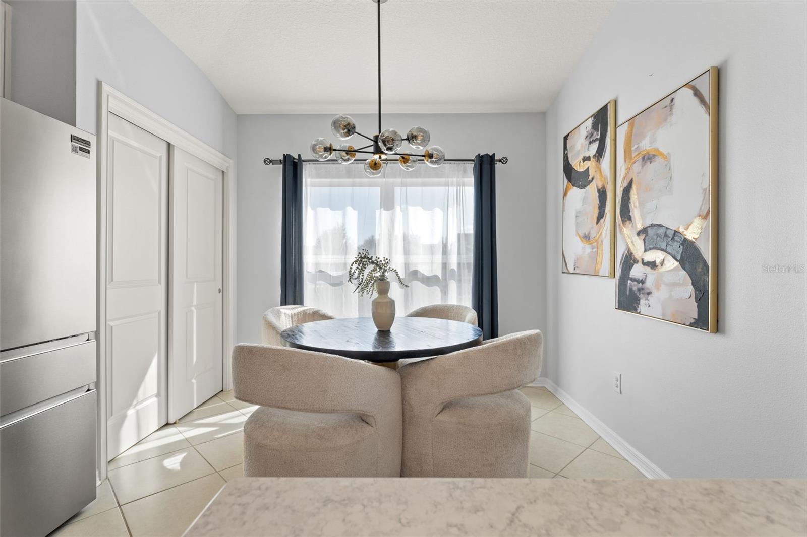 OAK CREEK - Residential