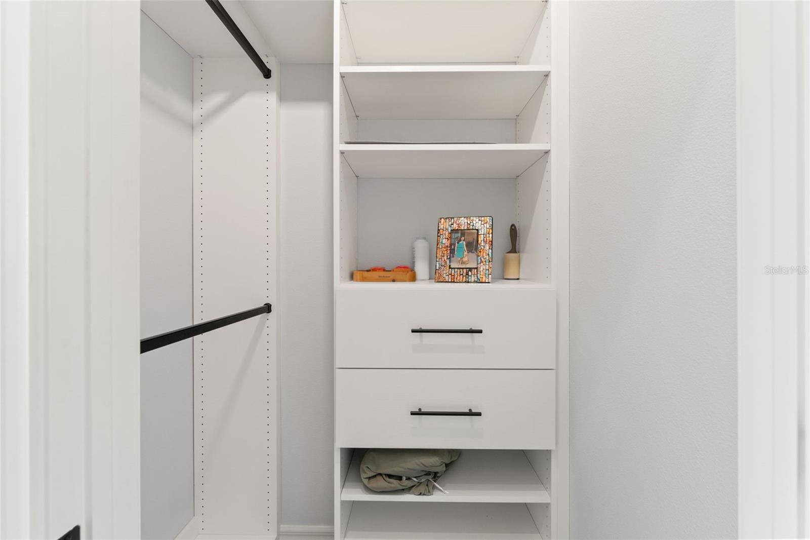 OAK CREEK - Residential