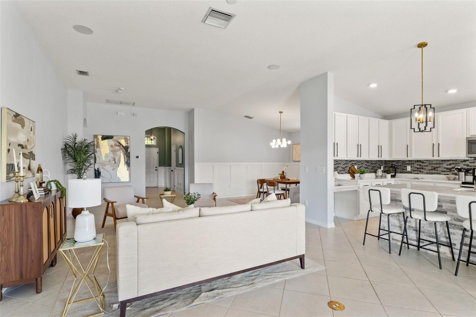 OAK CREEK - Residential