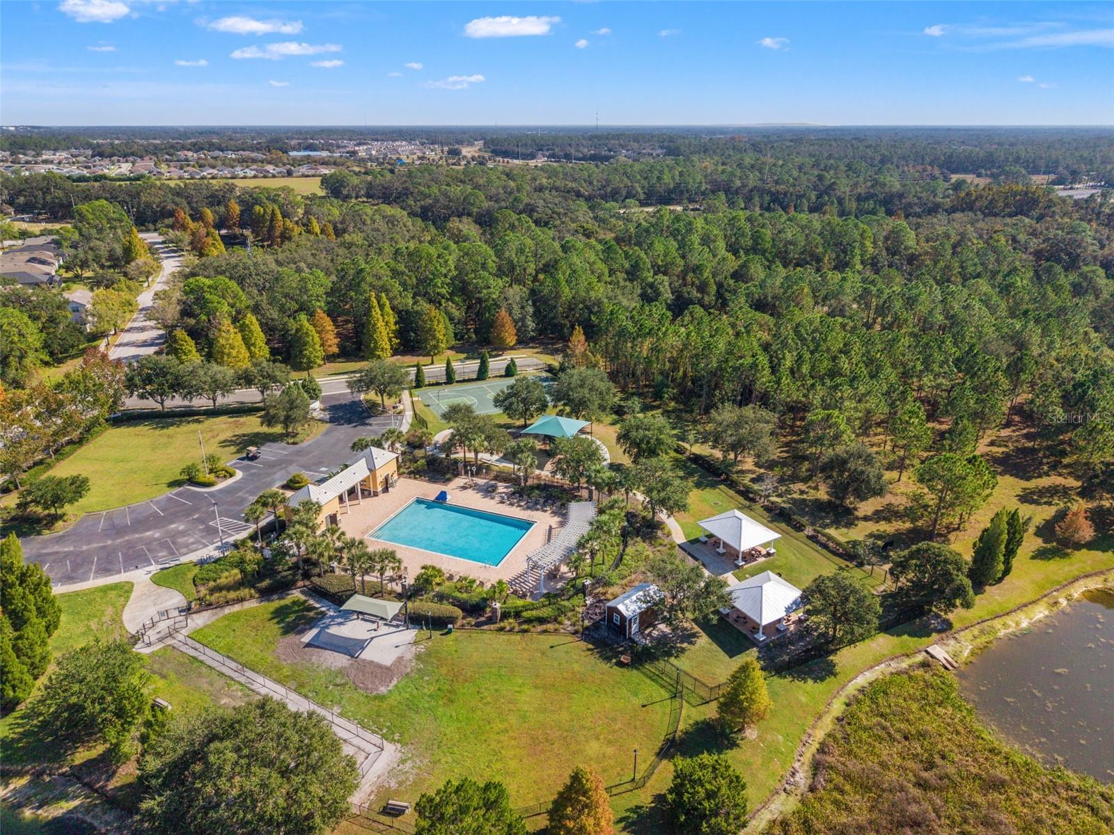 OAK CREEK - Residential