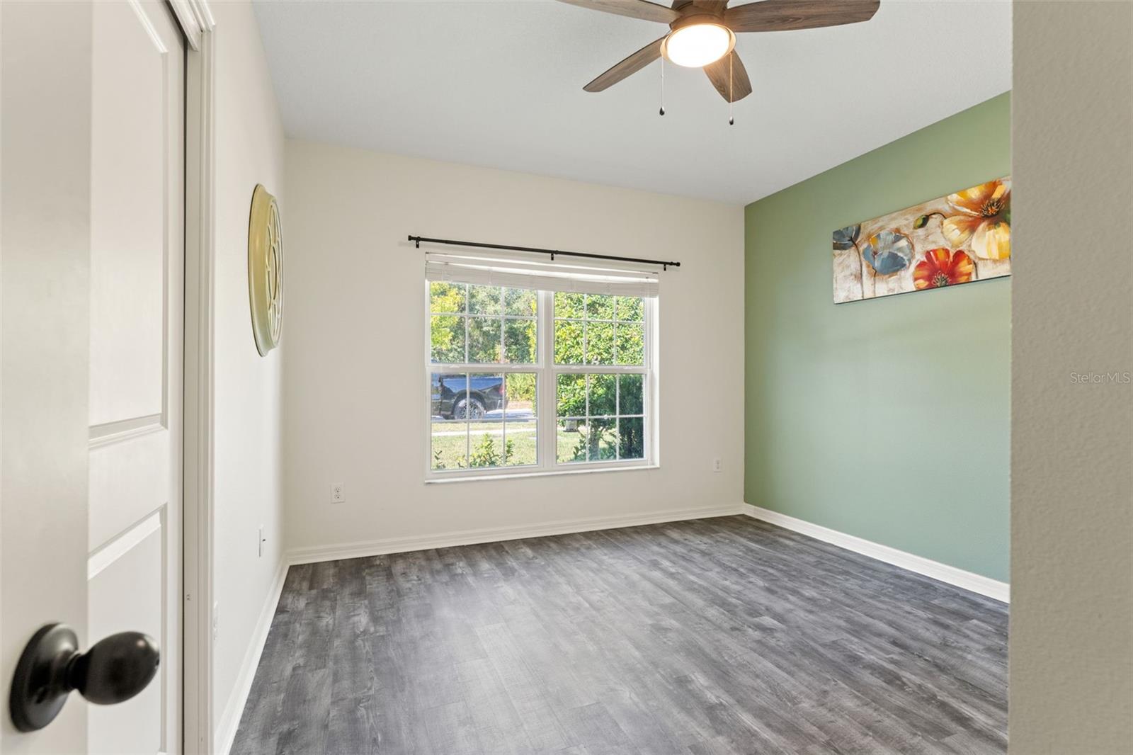 OAK CREEK - Residential