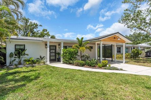 2235 ARLINGTON STREET SARASOTA FL 34239