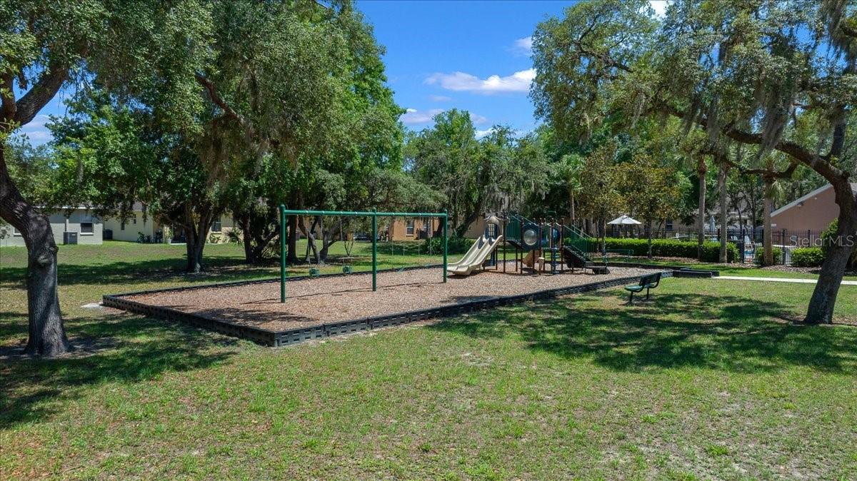 COLONY LAKES - Residential