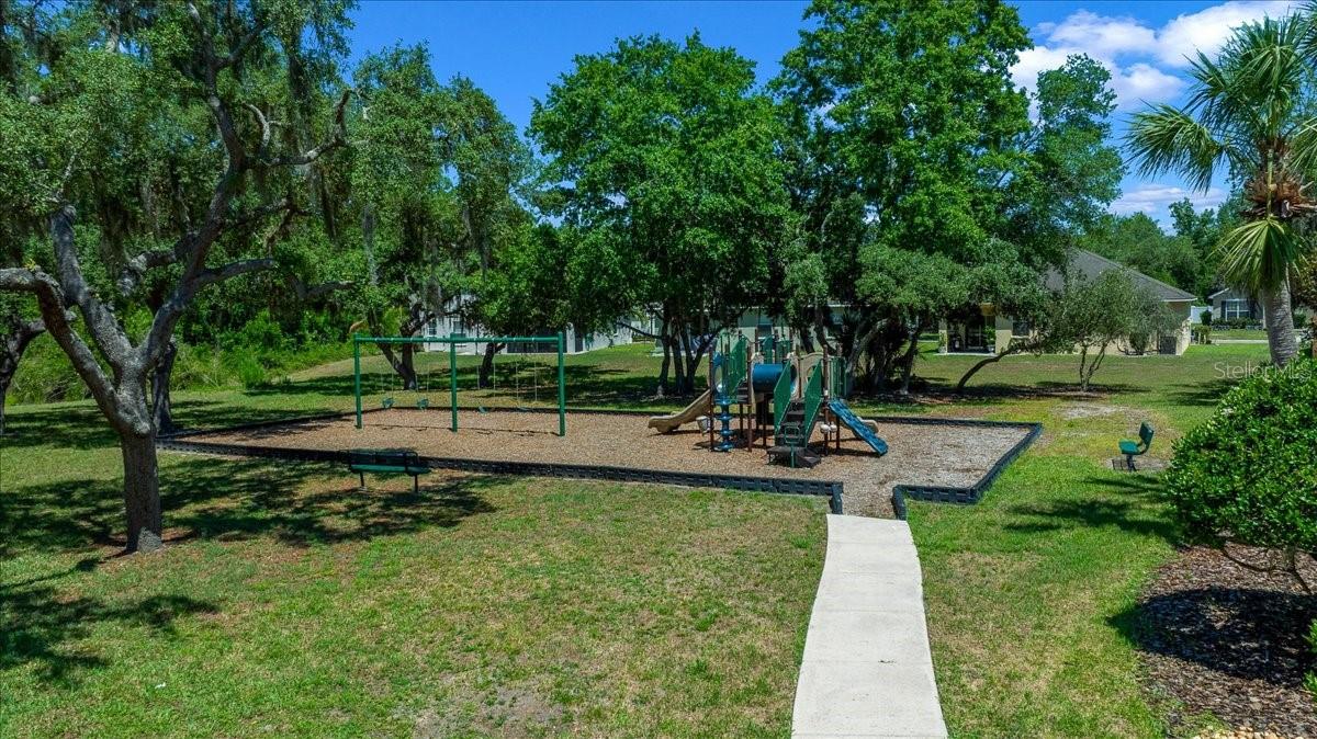 COLONY LAKES - Residential