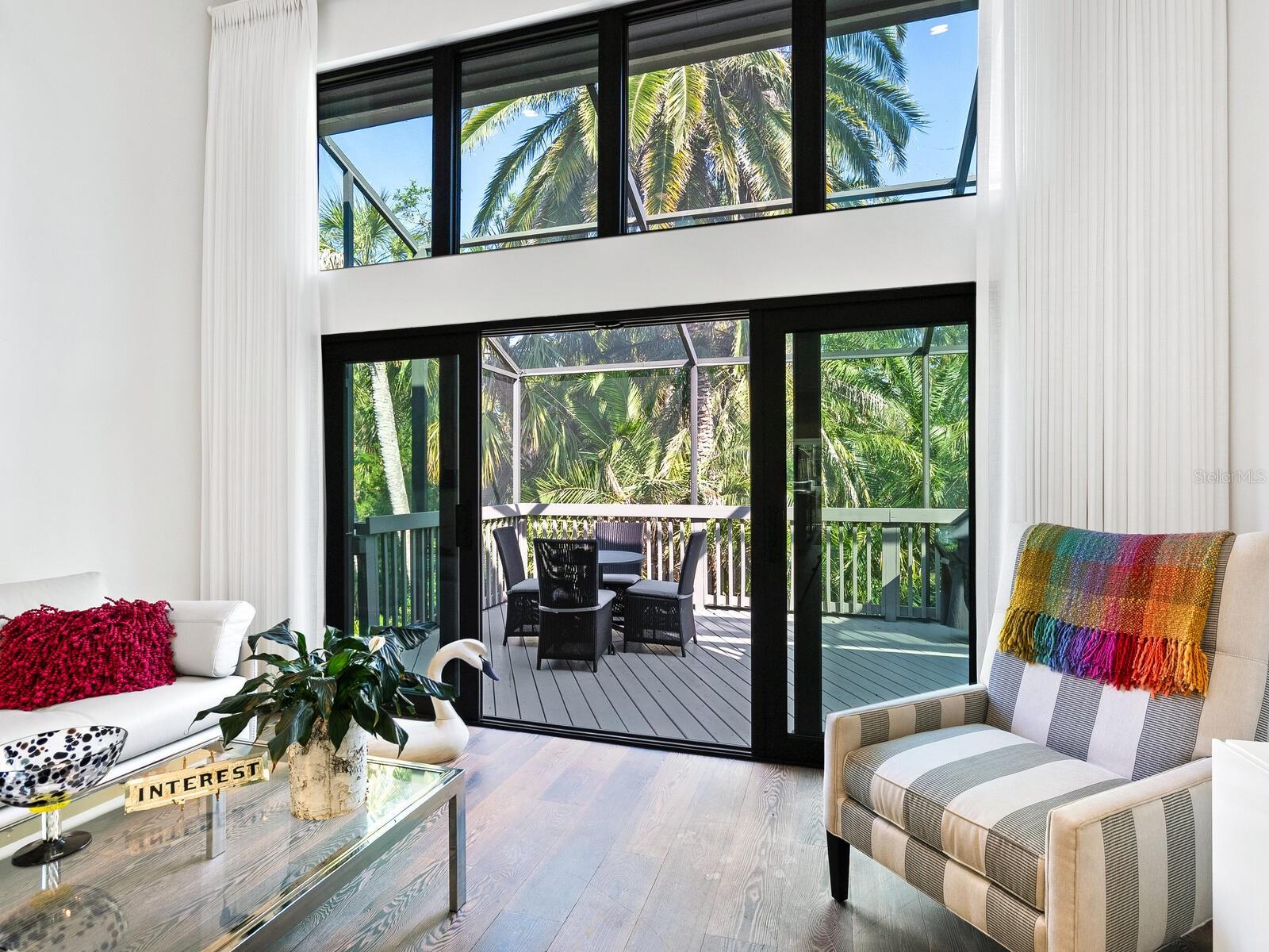 LANDINGS TREEHOUSE - Residential