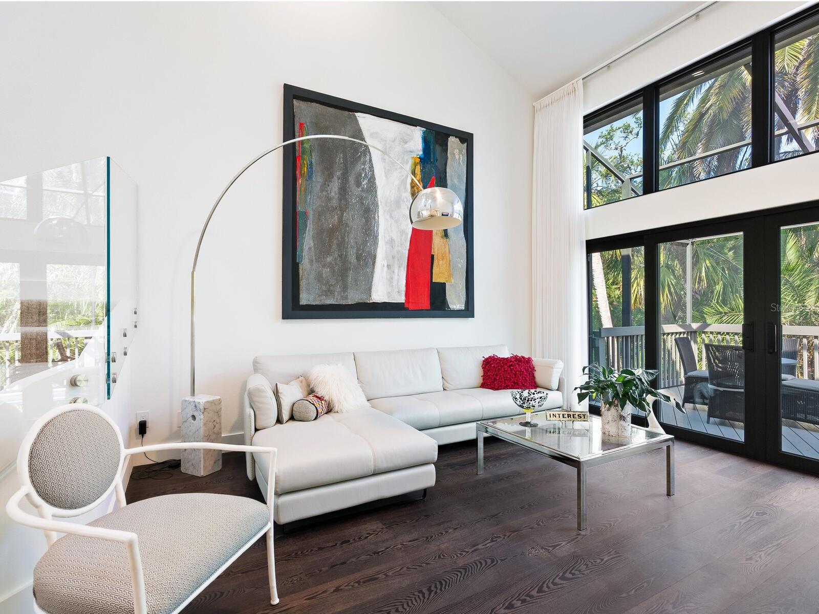 LANDINGS TREEHOUSE - Residential