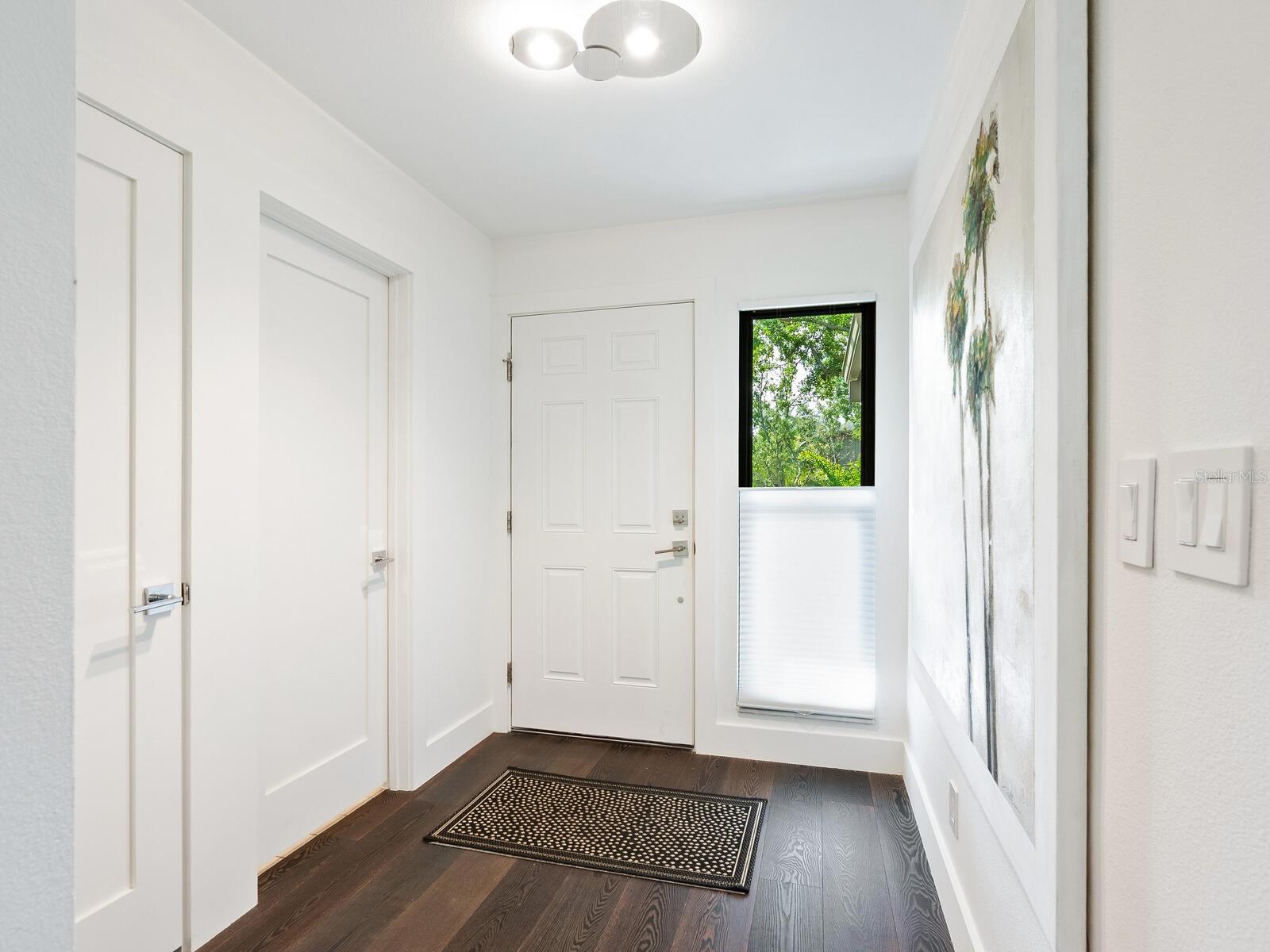 LANDINGS TREEHOUSE - Residential