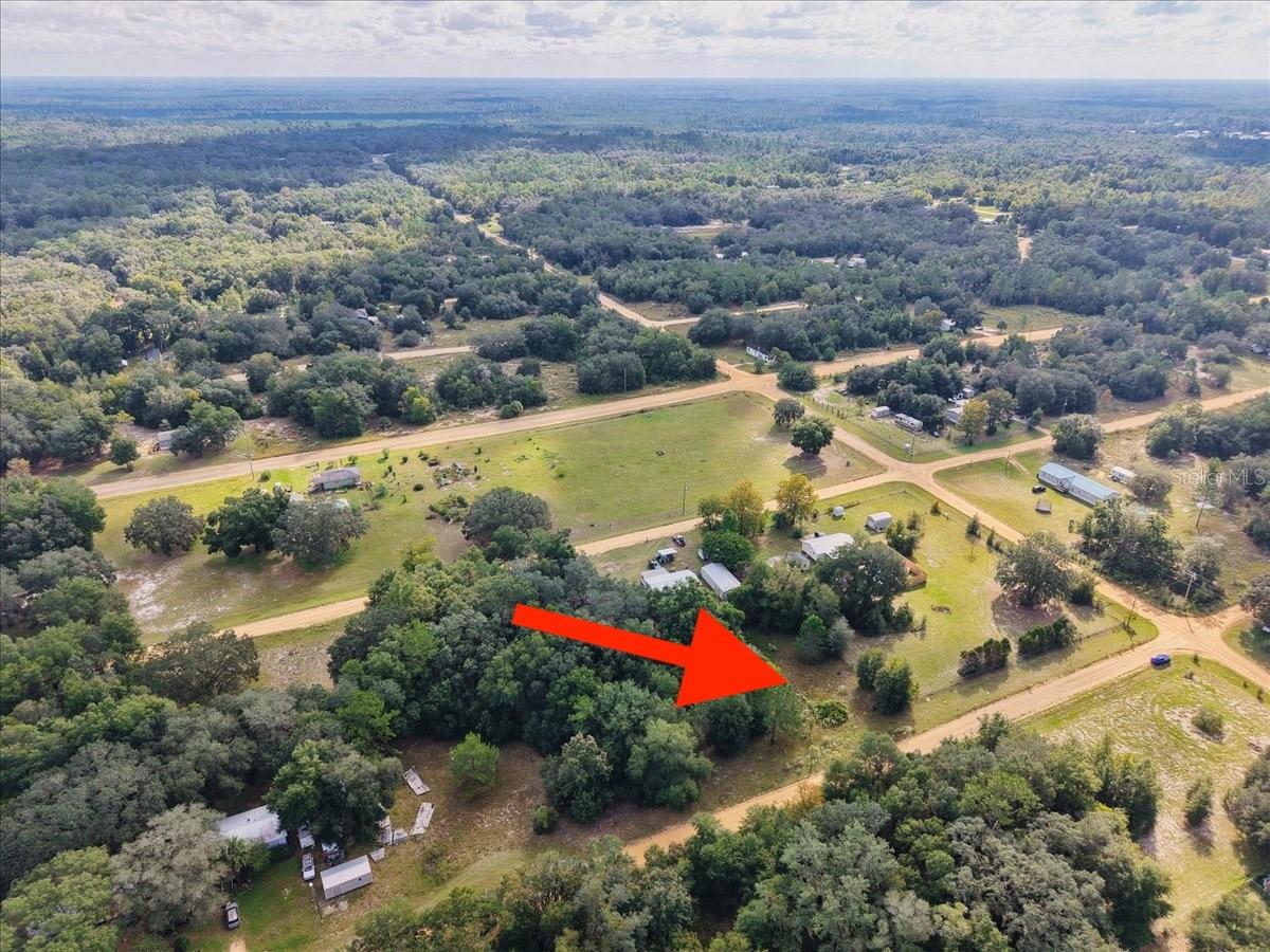 INTERLACHEN LAKES ESTATES - Land