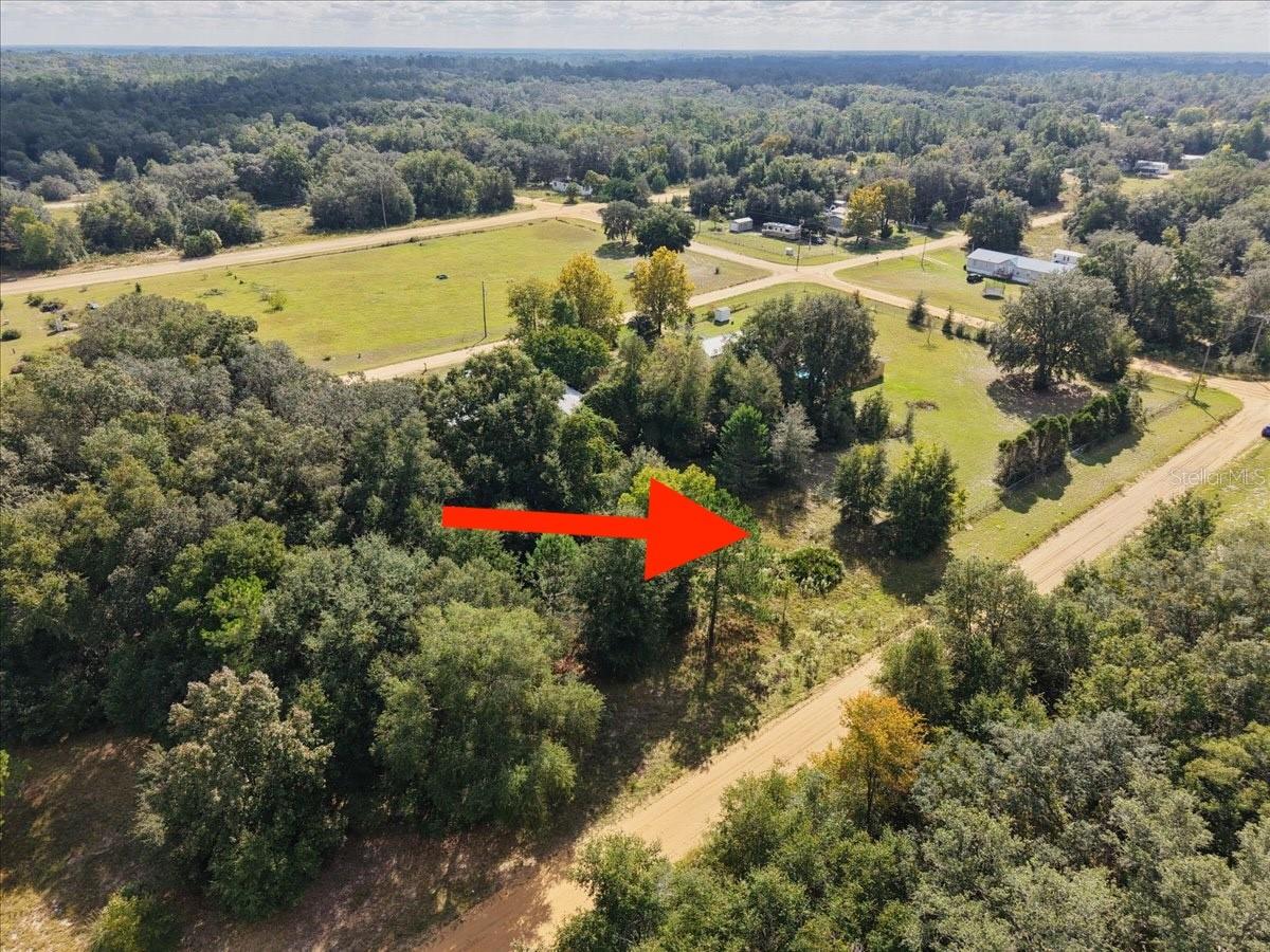 INTERLACHEN LAKES ESTATES - Land