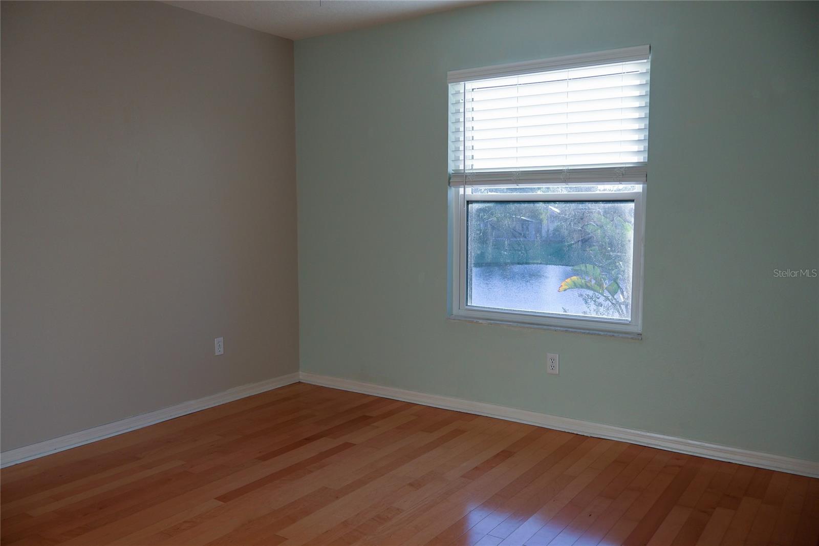 MUIRFIELD POINTE - Residential