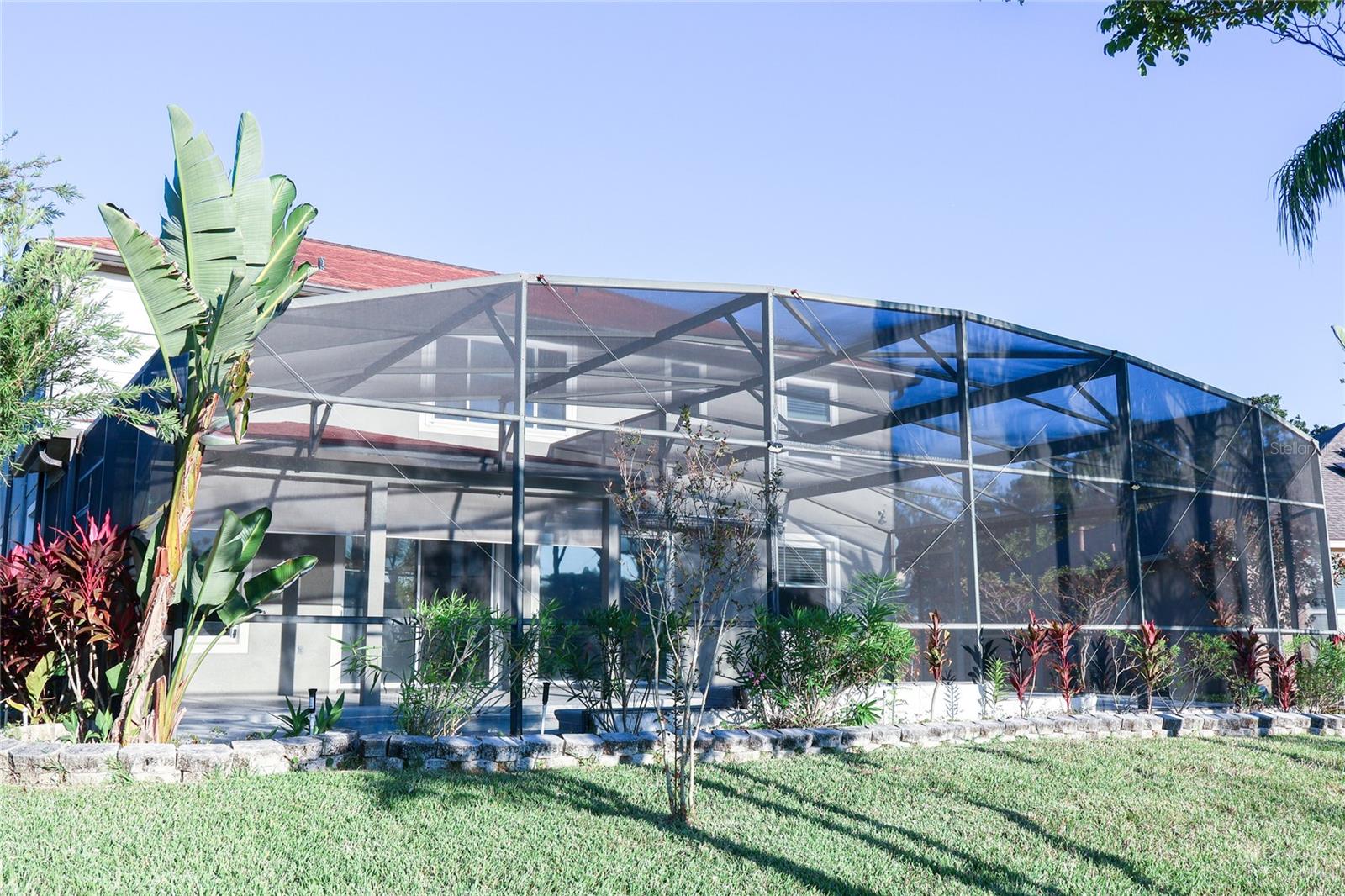 MUIRFIELD POINTE - Residential