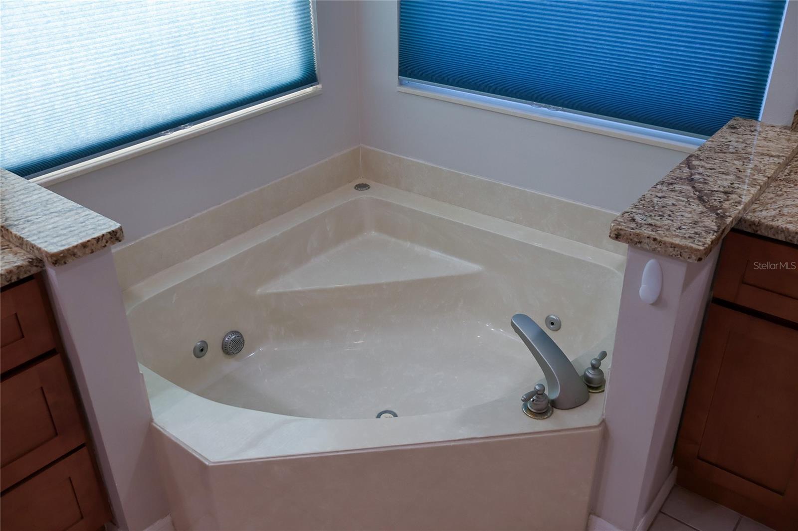 MUIRFIELD POINTE - Residential