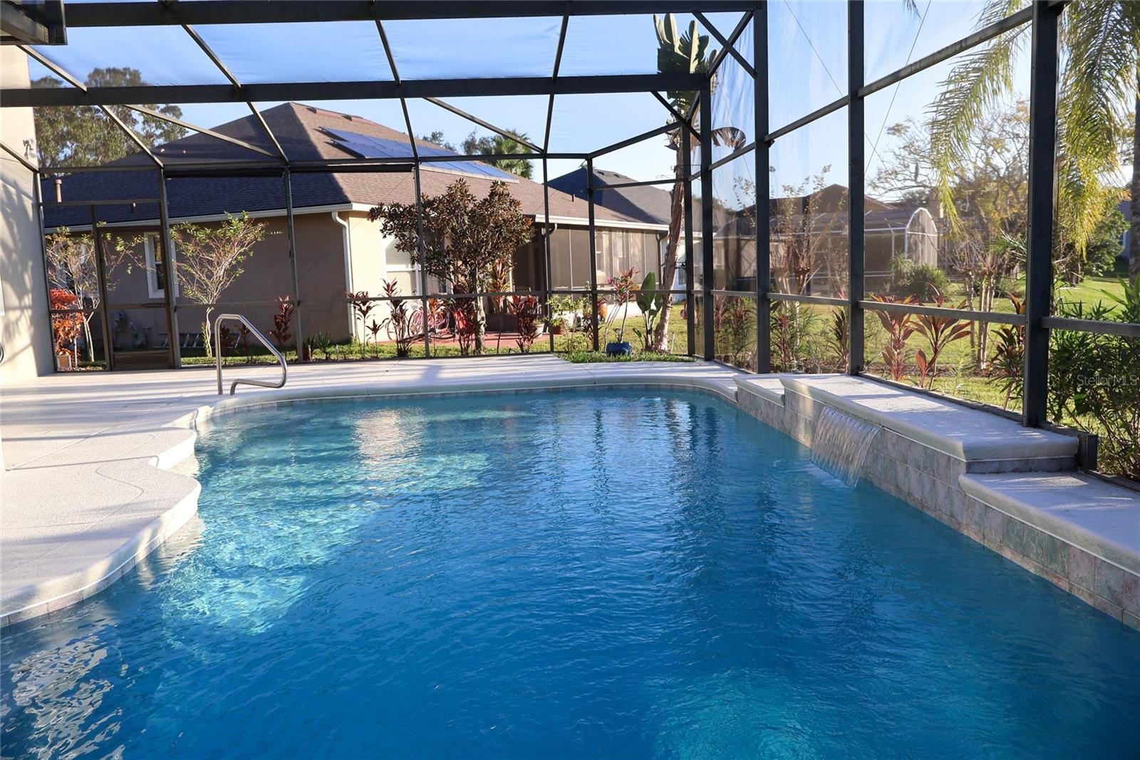 MUIRFIELD POINTE - Residential