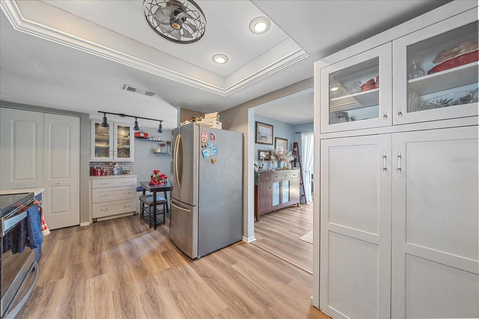 SOUTH GATE VILLAGE GREEN 07 - Residential