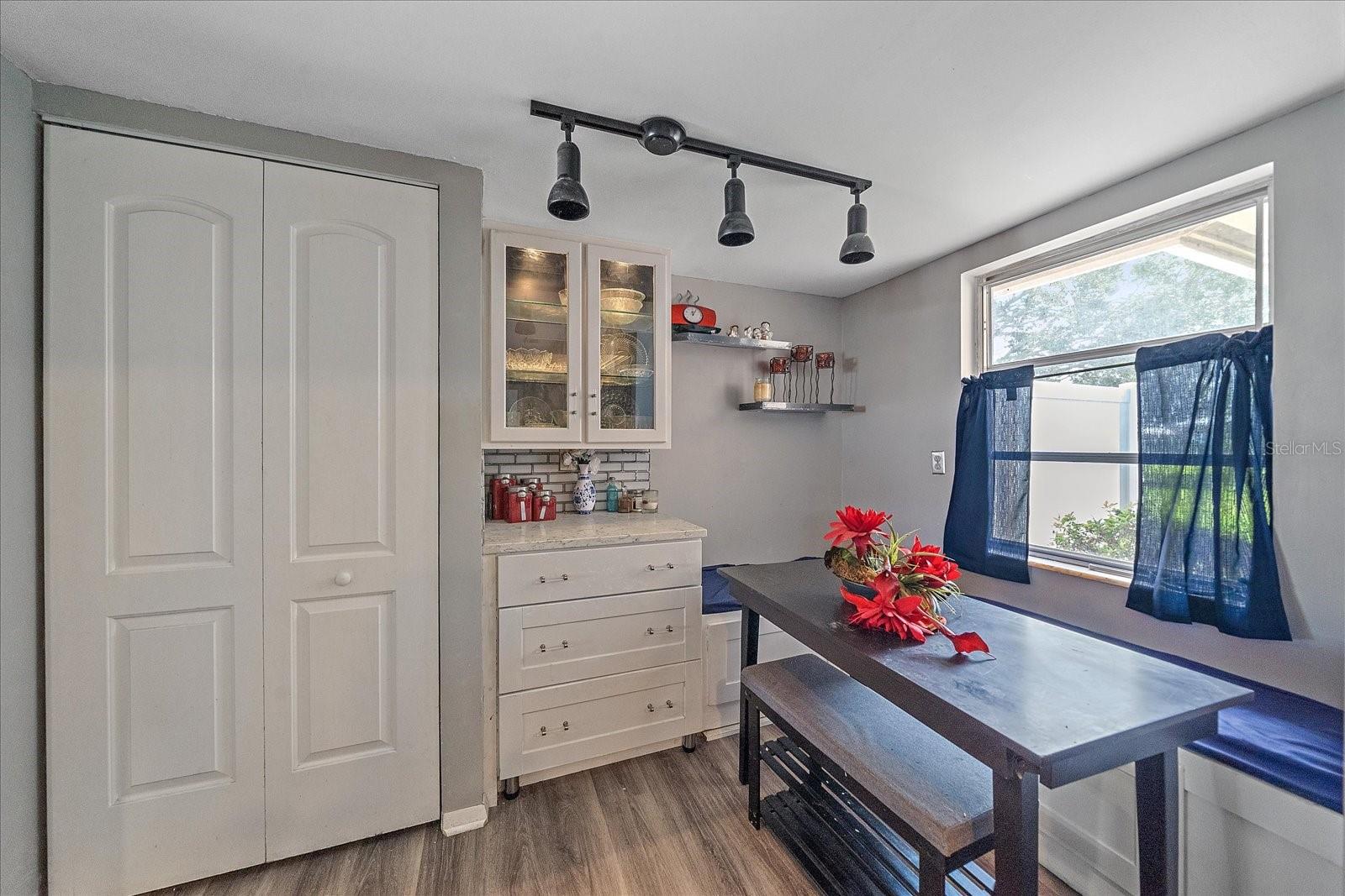 SOUTH GATE VILLAGE GREEN 07 - Residential