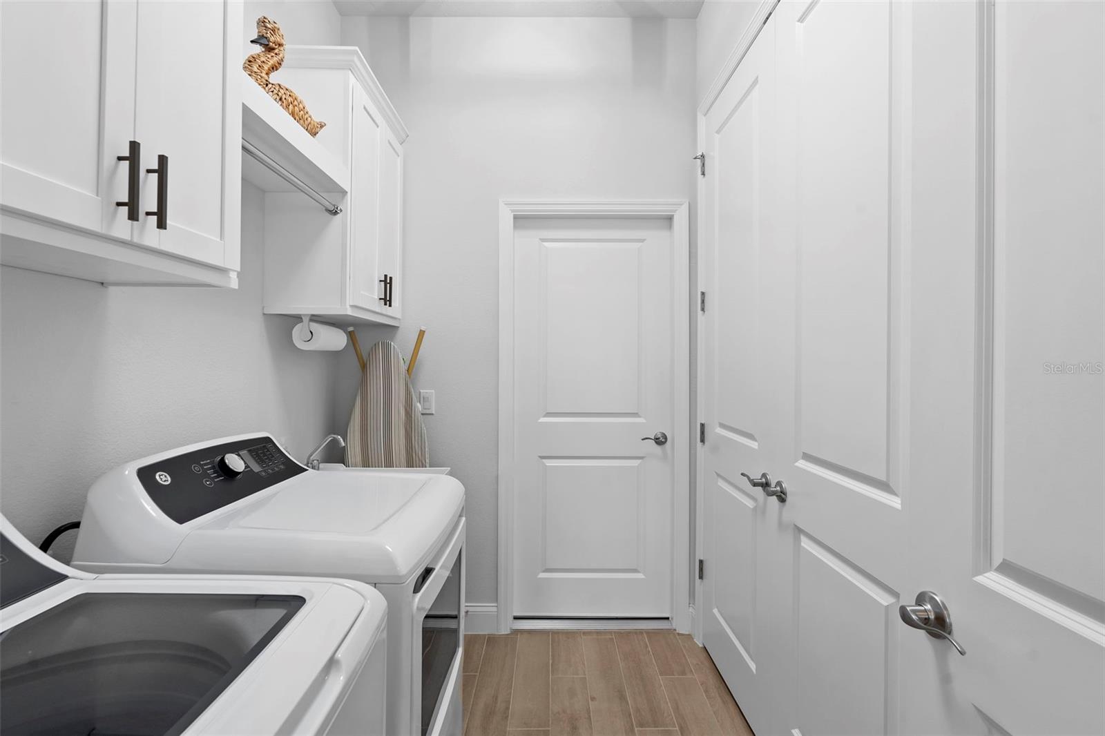 RESERVE AT VICTORIA - Residential