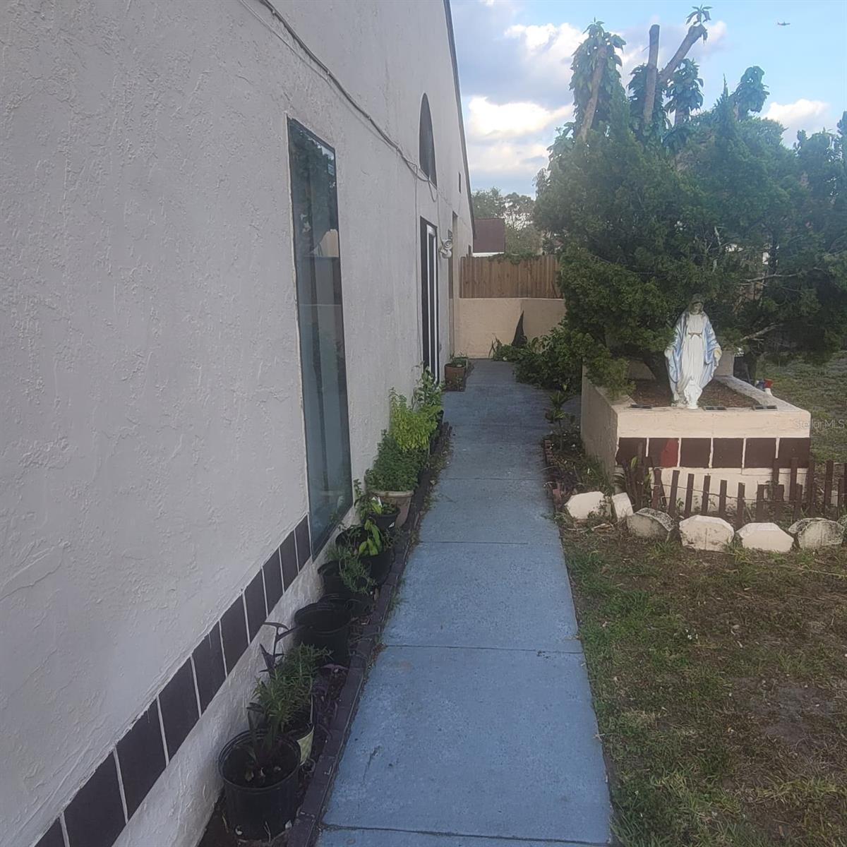 FLORIDA VILLAS - Residential