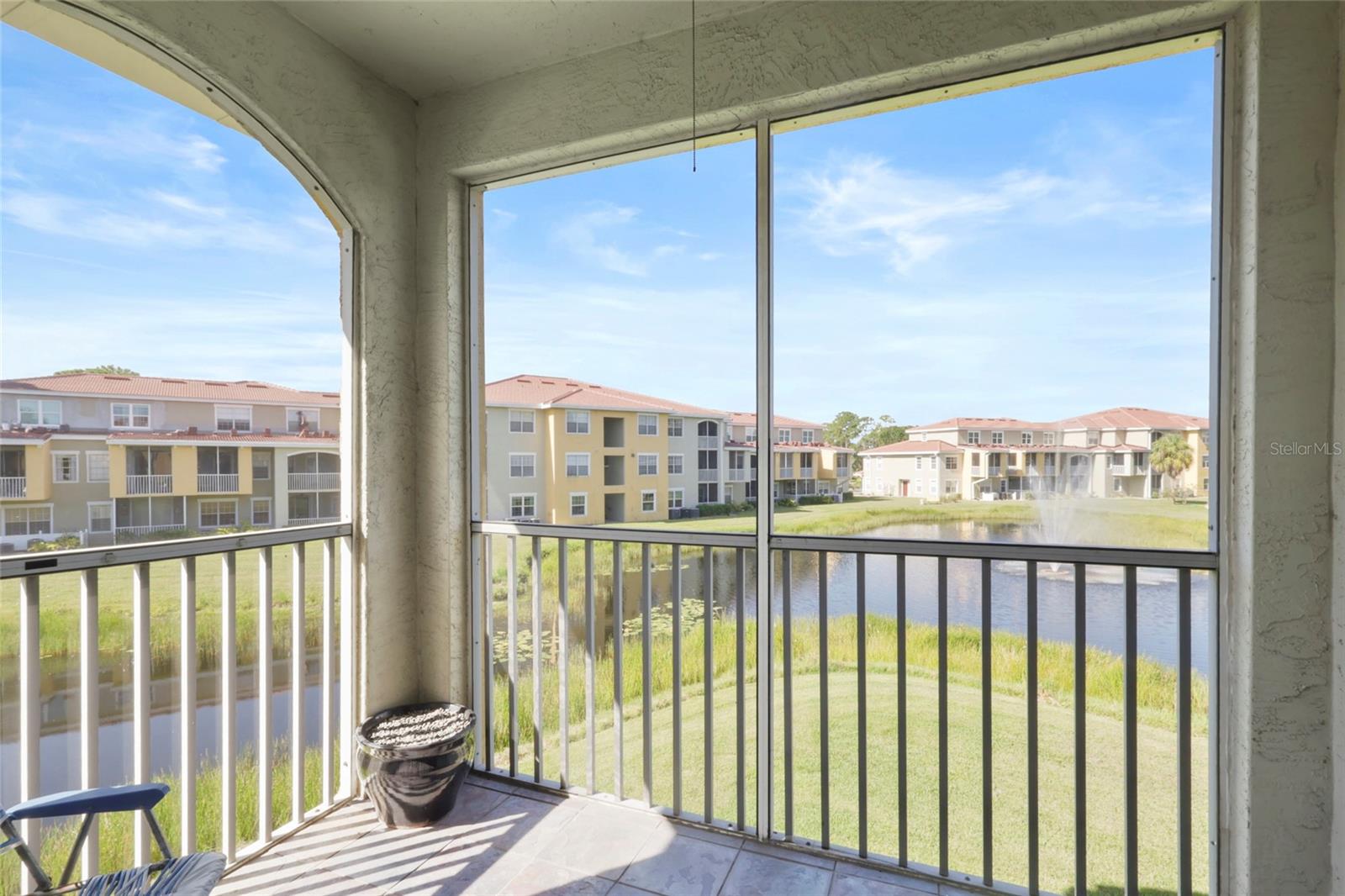Beautiful Lakeview Condo Just Minutes from UTC in Sarasota!
Welcome to this charming 2-story, 1,092 sq ft corner unit offering peaceful lake and fountain views from your private, screened lanai. With no neighbors above you, enjoy the quiet comfort of this upstairs unit that lives like a townhome.
Inside, you'll find a spacious one-bedroom suite with private bath upstairs, while the main level features the kitchen, living, and dining areas, plus a bonus room perfect for a home office, den, or guest space. There's also in-unit laundry for added convenience.
Located in a highly sought-after Sarasota community just minutes to UTC shopping, dining, and entertainment, this condo offers the best of location and lifestyle. The HOA amenities include multiple pools, a clubhouse, fitness center, tennis courts, and a playground—everything you need for resort-style living.
Whether you're looking for a full-time residence, winter getaway, or investment property, this condo checks all the boxes!