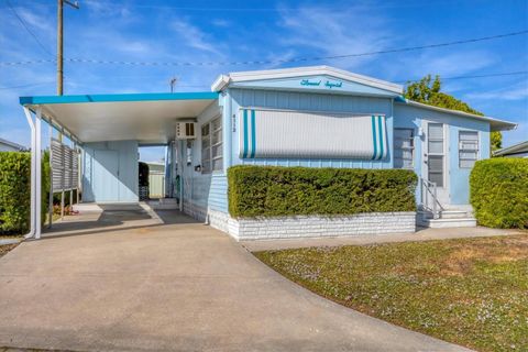 Photo of 4112 12th Street E, Ellenton, FL 34222 (MLS # A4673906)