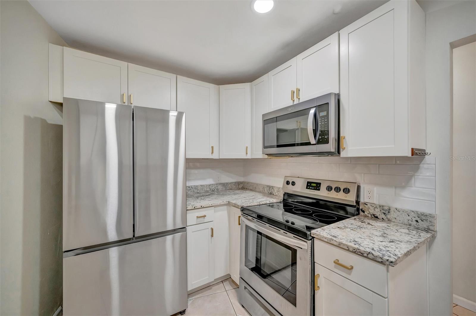 SOUTH VENICE - Residential