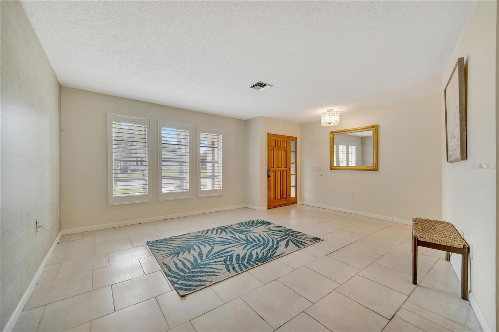 SOUTH VENICE - Residential