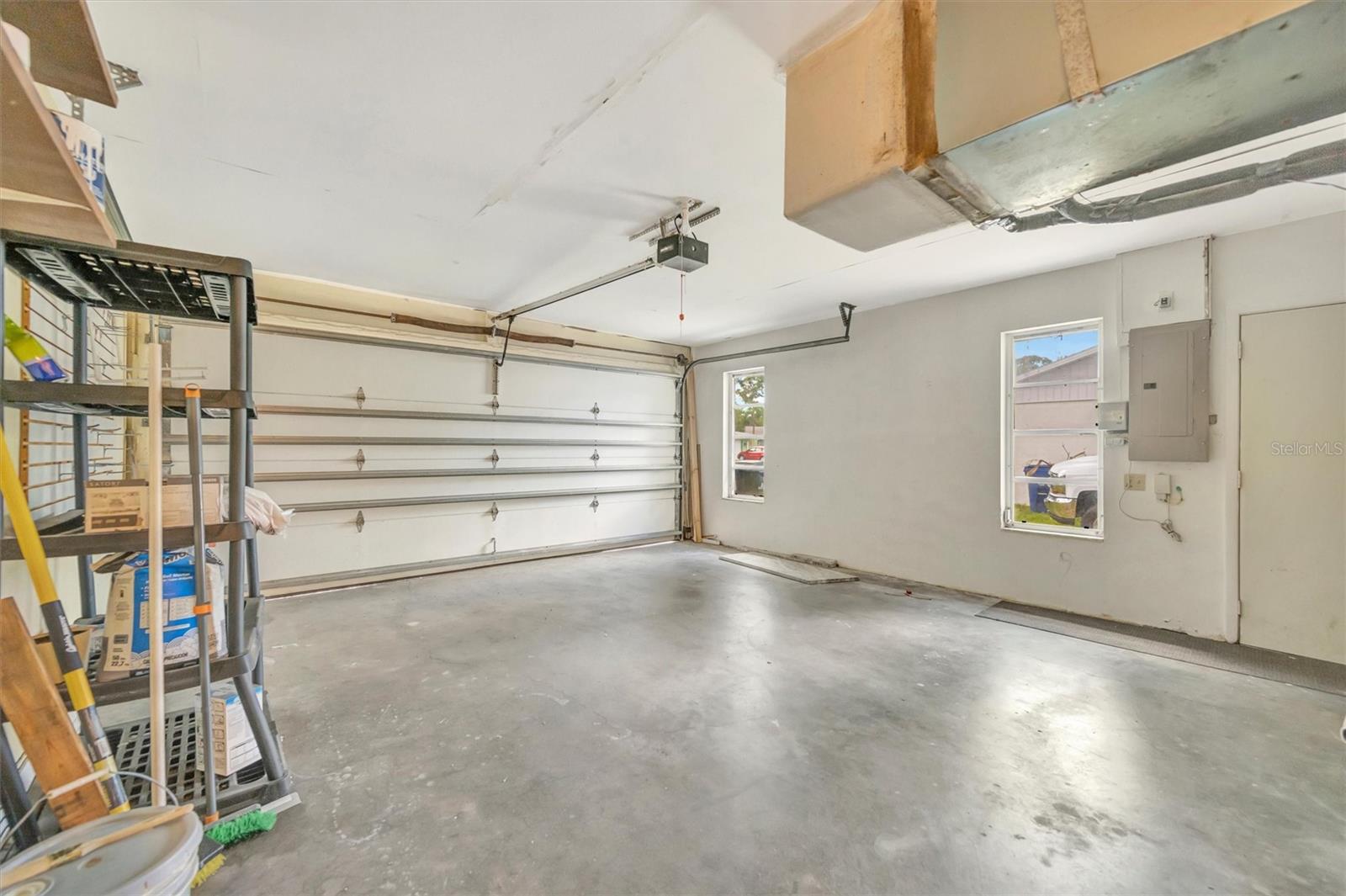 SOUTH VENICE - Residential