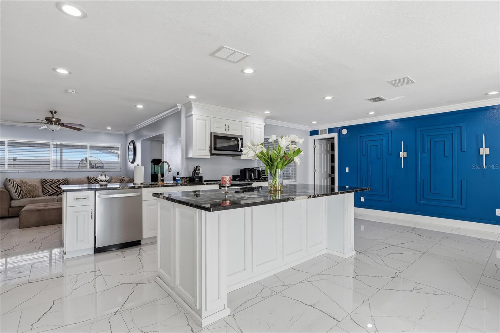 BLOOMINGDALE SEC C UNIT 4 - Residential