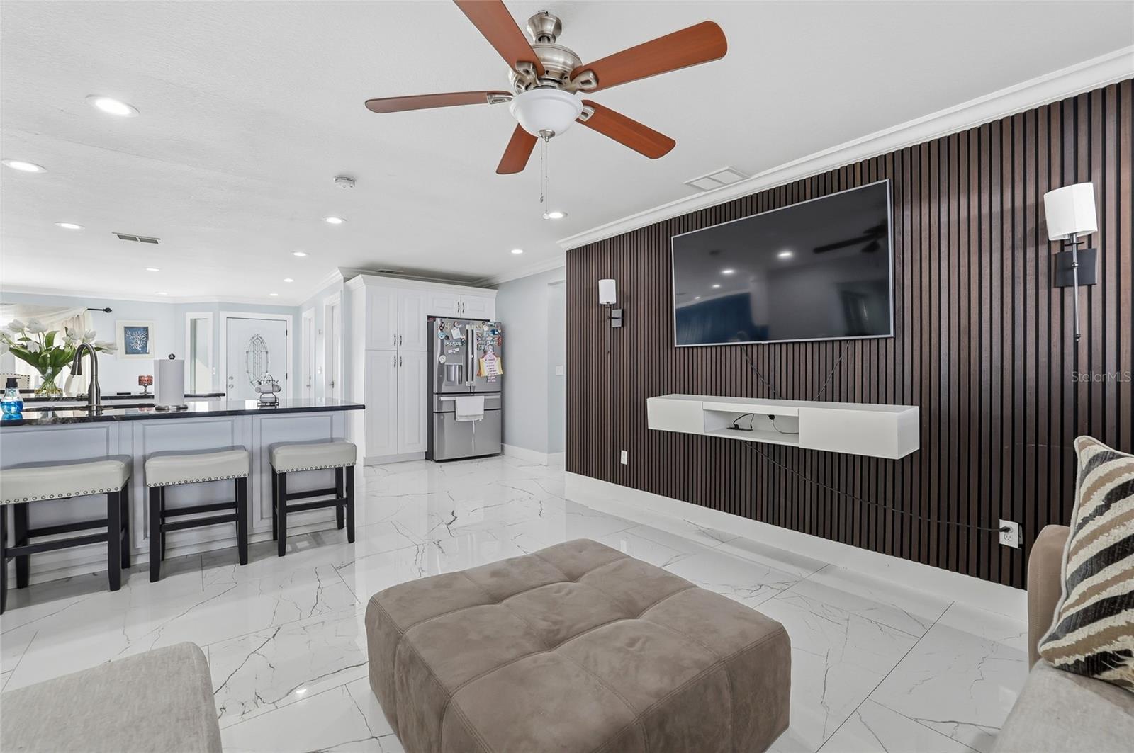 BLOOMINGDALE SEC C UNIT 4 - Residential