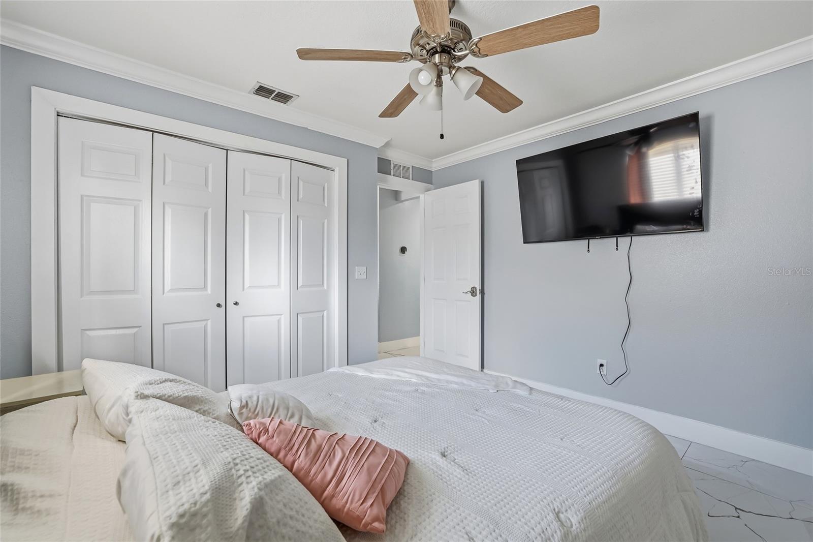 BLOOMINGDALE SEC C UNIT 4 - Residential