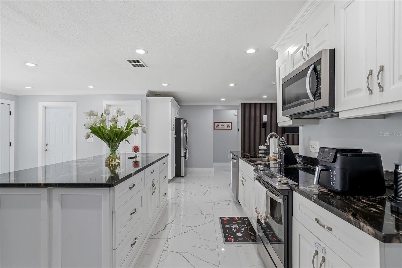 BLOOMINGDALE SEC C UNIT 4 - Residential