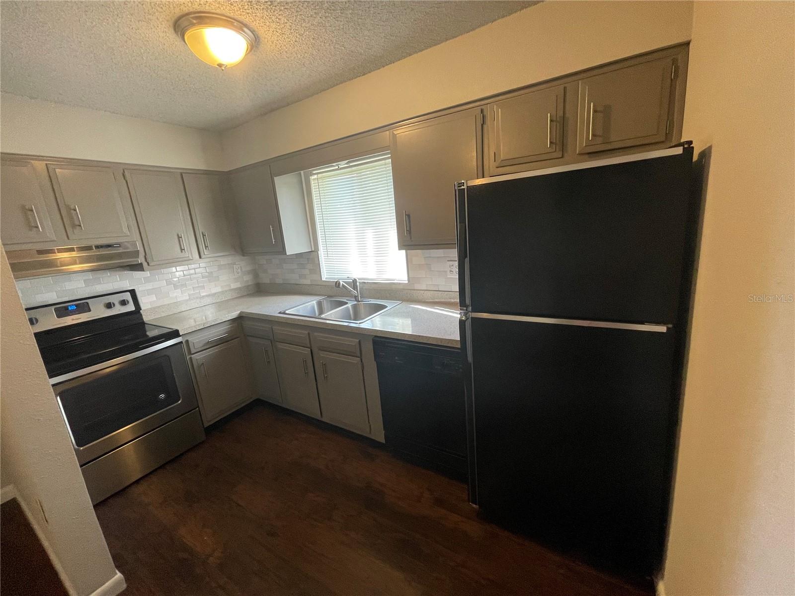 VILLAS ORLANDO CONDO - Residential Lease
